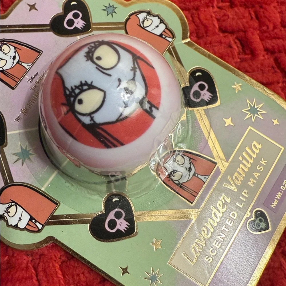 🥰🥰 The Nightmare Before Christmas Sally Lavender Vanilla Scented Lip Mask 🥰🥰